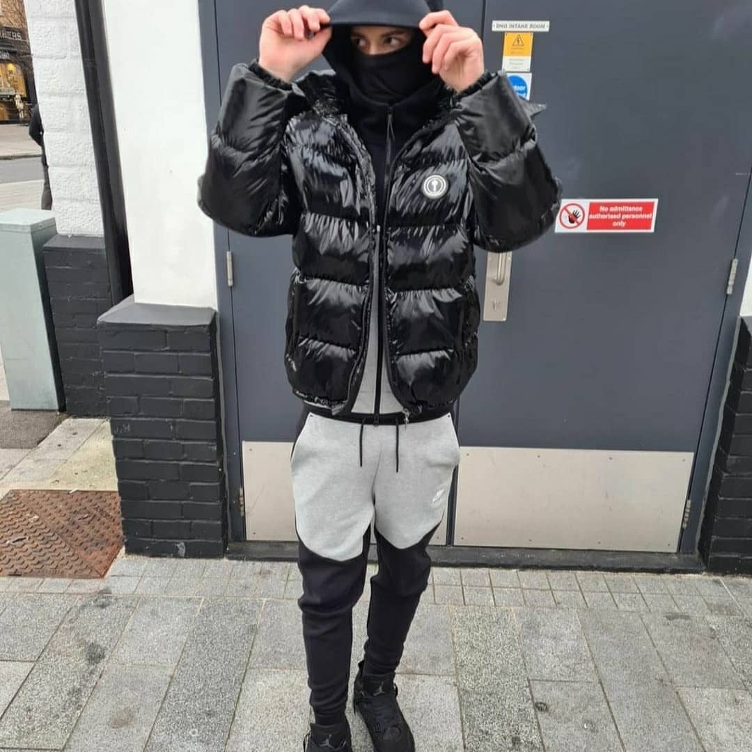 ラッパー着用ダウン